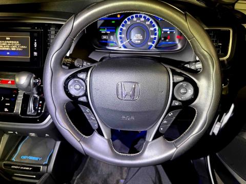 2016 Honda Odyssey Hybrid Absolute - Thumbnail