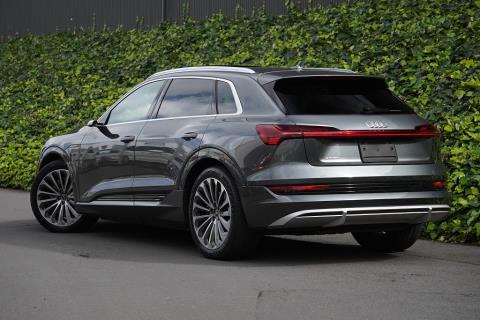 2022 Audi e-tron 50 Quattro Sline - Thumbnail