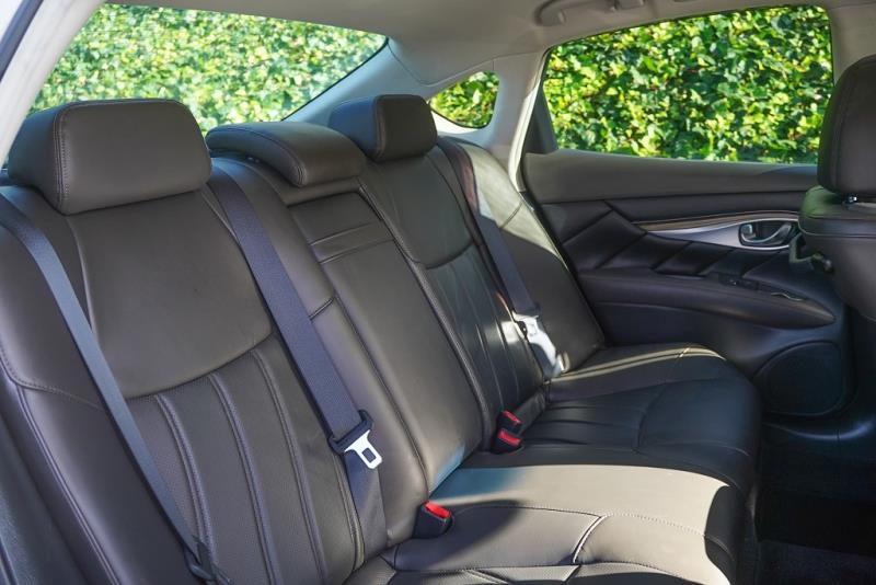 2018 Nissan Fuga Hybrid / Skyline