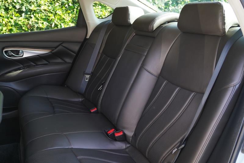 2018 Nissan Fuga Hybrid / Skyline