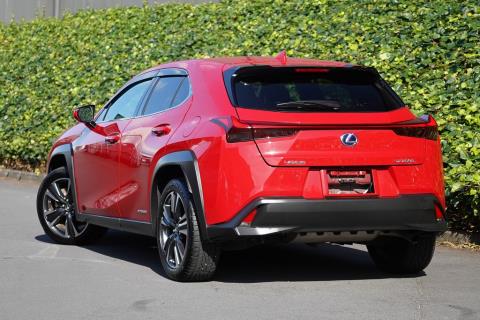2019 Lexus UX 250h Version C - Thumbnail