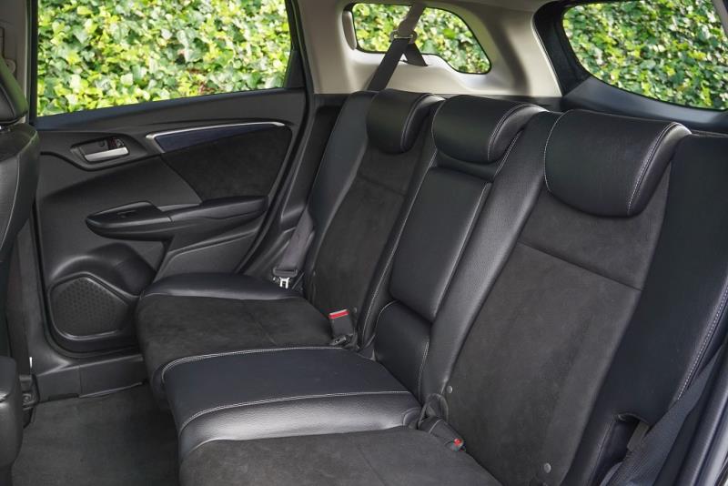 2017 Honda Shuttle Hybrid X