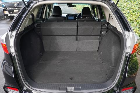 2017 Honda Shuttle Hybrid X - Thumbnail