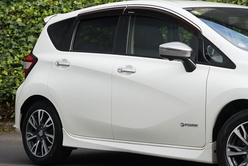 2017 Nissan Note e-Power Mode Premier