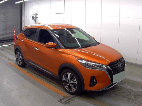 2021 Nissan Kicks e-Power X - Thumbnail