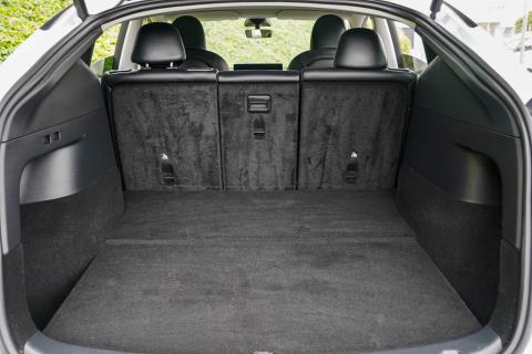 2022 Tesla Model Y - Thumbnail