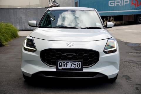 2024 Suzuki Swift RSC Hybrid - Thumbnail