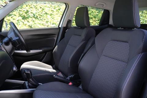 2017 Suzuki Swift RS Hybrid - Thumbnail