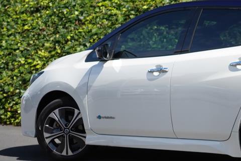 2019 Nissan Leaf 40G 86% SOH - Thumbnail