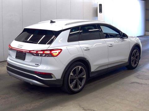 2023 Audi Q4 e-tron S Line - Thumbnail