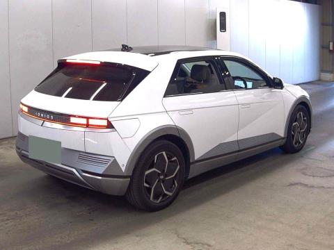 2022 Hyundai Ioniq 5 72kWh - Thumbnail