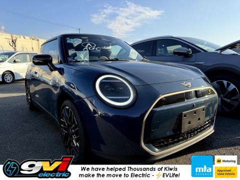 2024 Mini Cooper SE Electric - Thumbnail