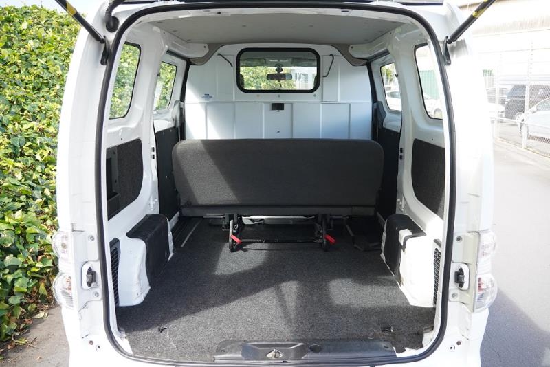 2016 Nissan e-NV200 5 Seater