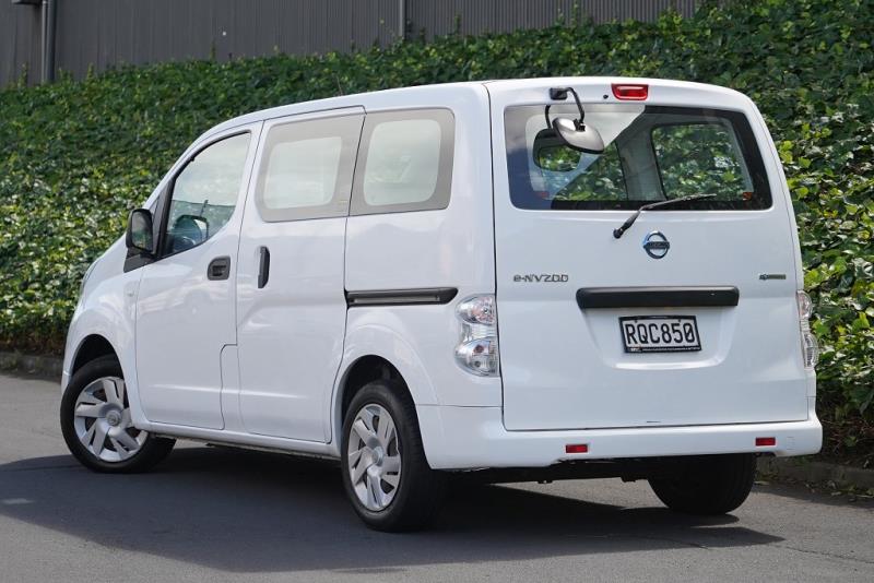 2016 Nissan e-NV200 5 Seater