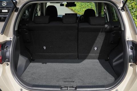 2022 Toyota Raize Hybrid Z - Thumbnail