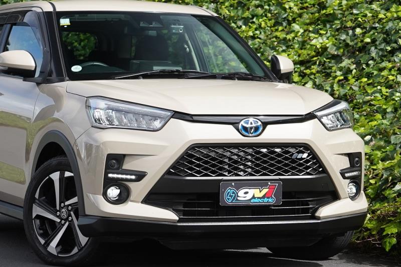 2022 Toyota Raize Hybrid Z