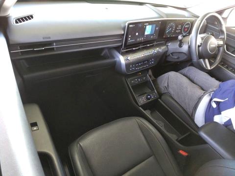 2024 Hyundai Kona Elite 64kWh - Thumbnail