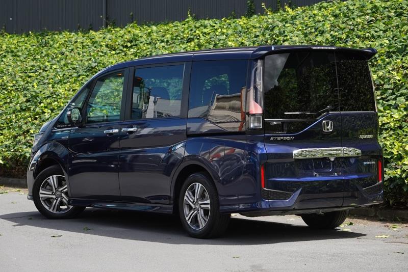 2018 Honda Step Wagon