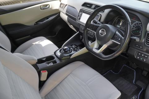 2018 Nissan Leaf 40G 81% SOH - Thumbnail