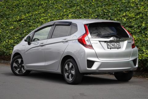 2016 Honda Fit Hybrid / Jazz Hybrid - Thumbnail