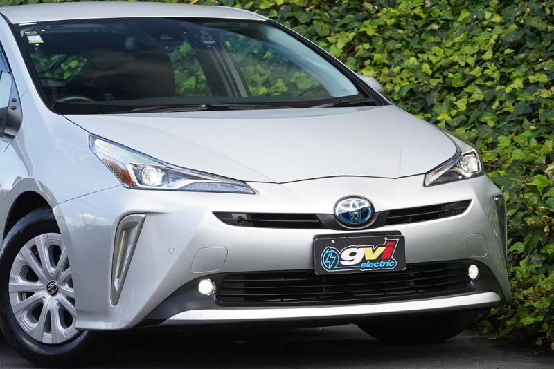 2021 Toyota Prius S Hybrid