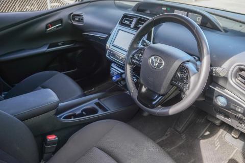 2021 Toyota Prius S Hybrid - Thumbnail