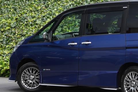 2020 Nissan Serena E-Power Autech - Thumbnail