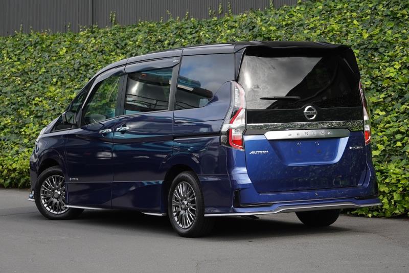2020 Nissan Serena E-Power Autech