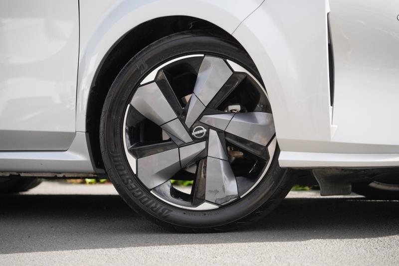 2022 Nissan Note Aura G e-Power