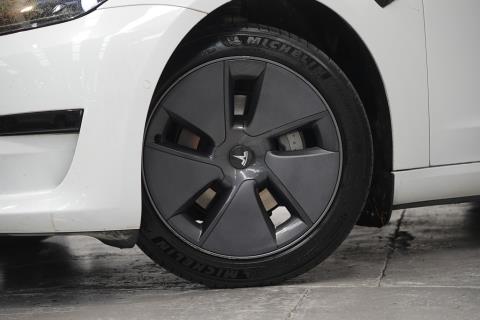 2021 Tesla Model 3 SR+ - Thumbnail