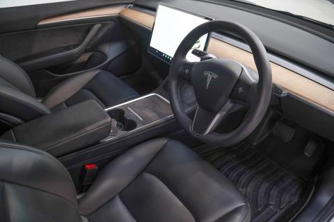 2021 Tesla Model 3 SR+ - Thumbnail