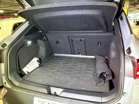 2022 Volkswagen ID.4 Pro 82kWh - Thumbnail