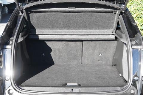 2022 Peugeot e-2008 GT Electric - Thumbnail