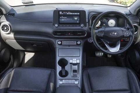 2022 Hyundai Kona EV 64kWh - Thumbnail