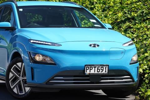 2022 Hyundai Kona EV 64kWh - Thumbnail