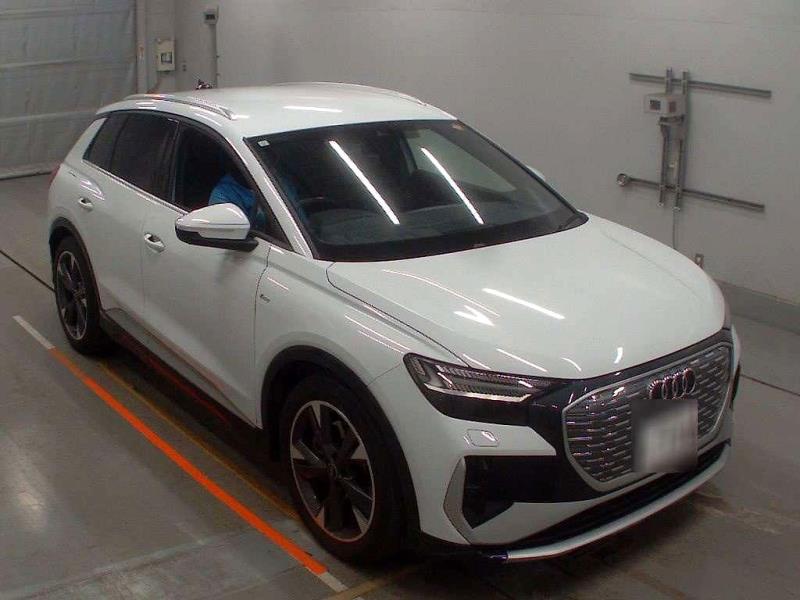 2023 Audi Q4 e-tron S Line