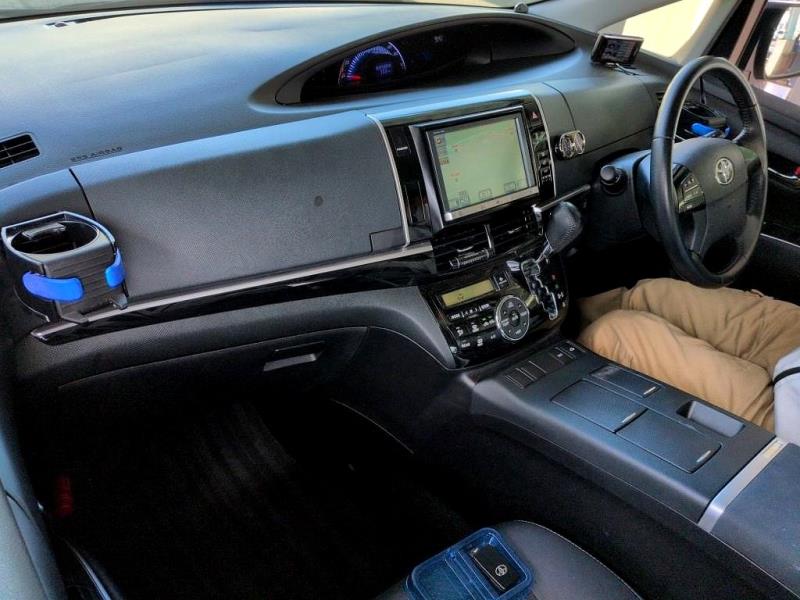 2014 Toyota Estima Hybrid Premium