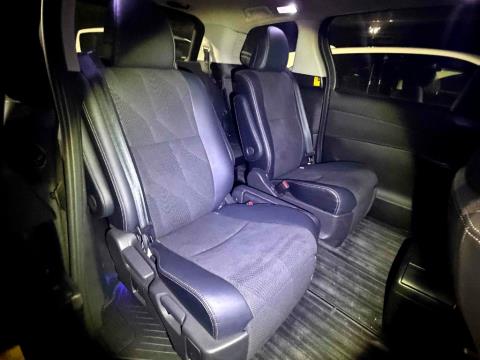 2014 Toyota Estima Hybrid Premium - Thumbnail