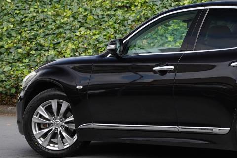 2012 Nissan Fuga Hybrid / Skyline - Thumbnail