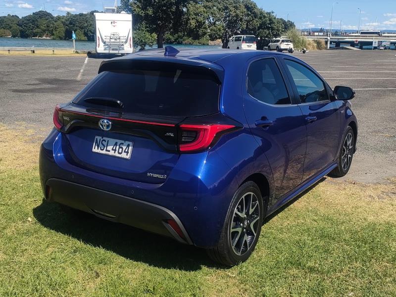 2021 Toyota Yaris ZR Hybrid