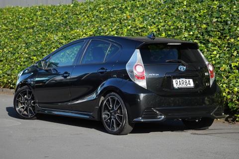 2014 Toyota Aqua G's / Prius C Gazoo - Thumbnail