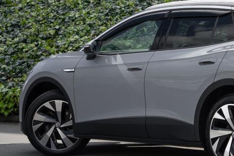 2024 Volkswagen ID.4 Pro 82kWh - Thumbnail