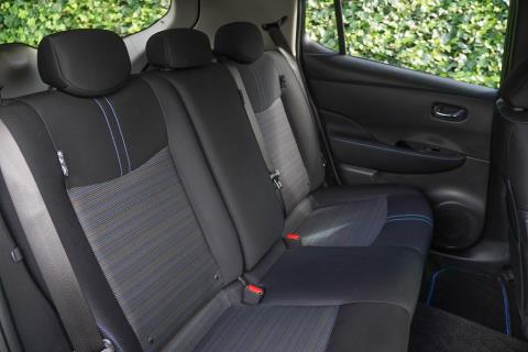 2019 Nissan Leaf 40G 84% SOH - Thumbnail