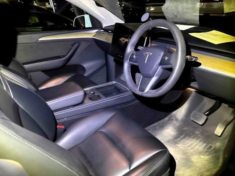 2023 Tesla Model Y 60kWh - Thumbnail