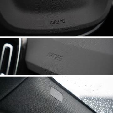 2022 Volvo C40 Recharge Ultimate - Thumbnail