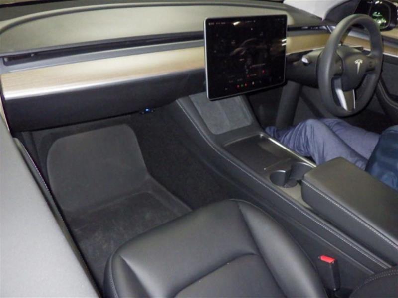 2024 Tesla Model Y 60kWh