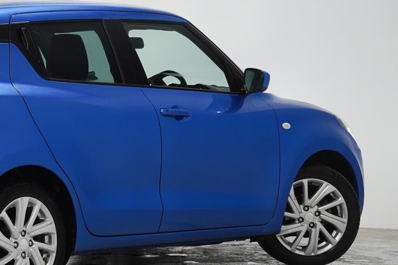 2024 Suzuki Swift GLX Hybrid