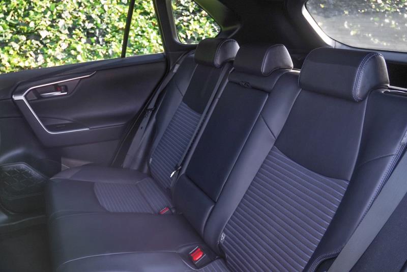 2023 Toyota RAV4 Hybrid SXE