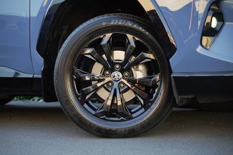 2023 Toyota RAV4 Hybrid SXE - Thumbnail