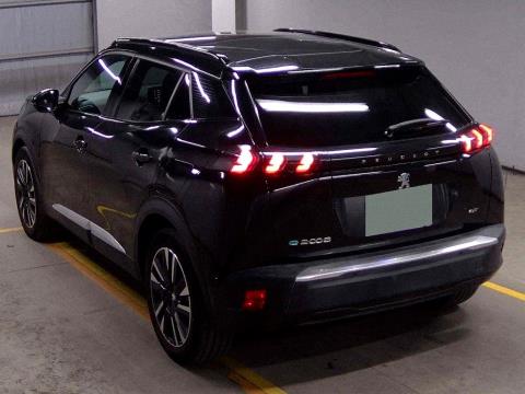 2021 Peugeot e-2008 GT Electric - Thumbnail